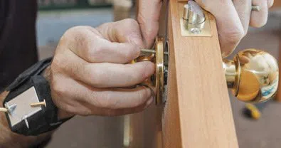 Amber Locksmith Store Chicago, IL 312-288-7579 Amber Locksmith Store Chicago, IL 312-288-7579 - Install-new-lock