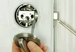 Amber Locksmith Store Chicago, IL 312-288-7579 - Lock-replace